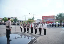 Polres Lhokseumawe Berikan Penghargaan kepada Tujuh Personel