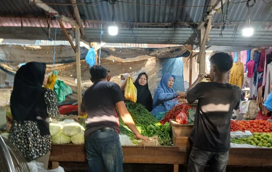 Aktifitas Pasar Kota Lhokseumawe Mulai Ramai