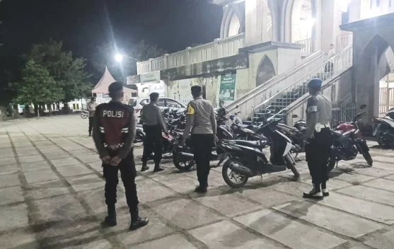 Patroli Terpadu Polres Lhokseumawe Amankan Shalat Tarawih Ciptakan Rasa Nyaman