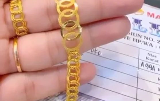 Emas Naik Naik Lagi, Pedagang Harap Ekonomi Stabil