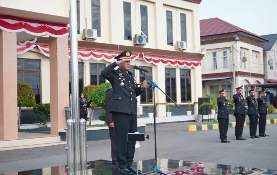 Pimpin Upacara Hari Bhayangkara ke-80, Kapolres AKBP Ahzan Tegaskan Komitmen Polri