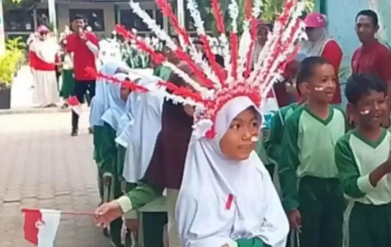 MIN 3 Bireuen Gelar Jalan Santai Semarakkan HUT ke-81 RI