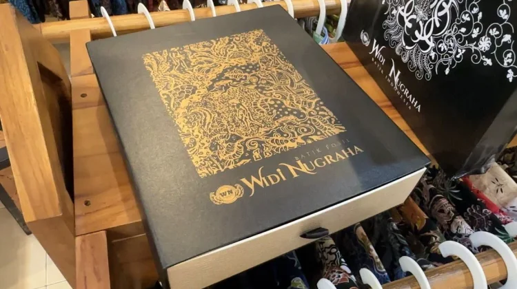 Griya Batik Widi Nugraha Gambarkan Pertanian Ngawi
