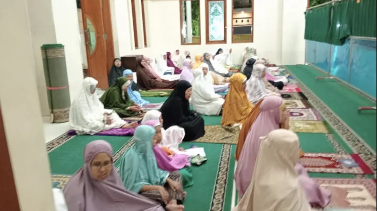 Sambut Ramadan 1447 H, Jamaah Masjid Nurul-Abror Madiun Gelar Megengan