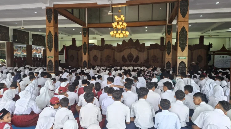 BAZNAS Pacitan Gelar Doa Bersama dan Salurkan Santunan untuk 1000 Anak Yatim