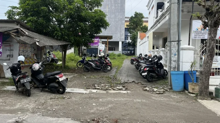 Dinas Perhubungan Ponorogo Tindak Lanjuti Keluhan Parkir di UNMUH