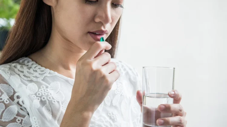 Hati-hati! Aturan Minum Obat Selama Puasa Berbeda dengan Hari Biasa
