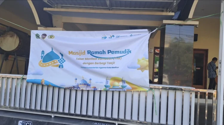 Masjid Agung Baitul Hakim dan Al Mukhlisin  Kota Madiun Jadi Masjid Ramah Pemudik