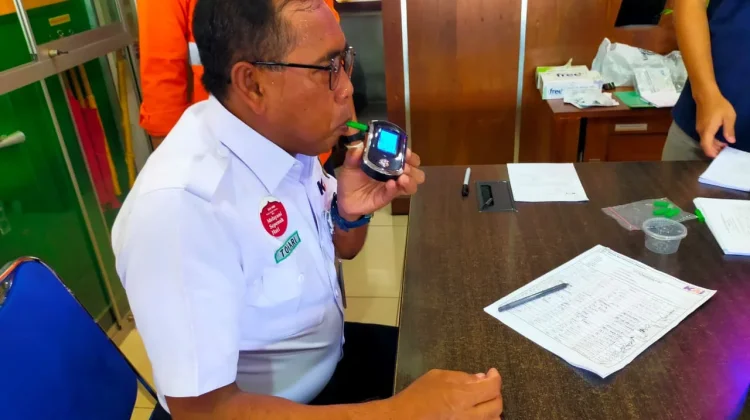 Pastikan Perjalanan KA Aman, KAI Daop 7 Madiun Gelar Tes Narkoba