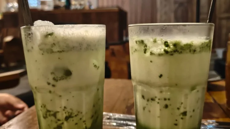 Serupa tapi Tak Sama: Kenali Perbedaan Matcha Latte dan Green Tea Latte