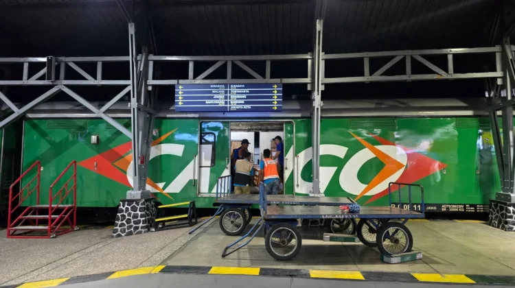 WAOW! Kinerja Angkutan Barang KAI Daop 7 Madiun Tumbuh Positif di Triwulan I 2026