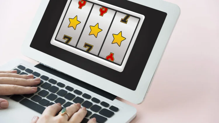 Resiko Judi Online: Picu Kecanduan hingga Kehancuran Ekonomi