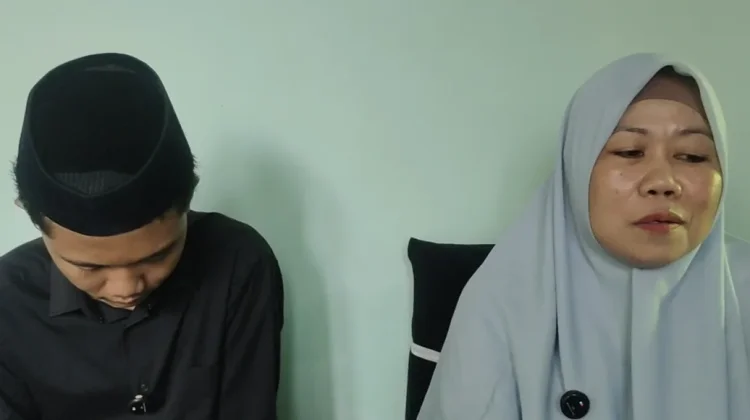 Ridlo: Haji Termuda Ngawi 2026, Sibuk di Pondok, Pulang untuk Berangkat Haji