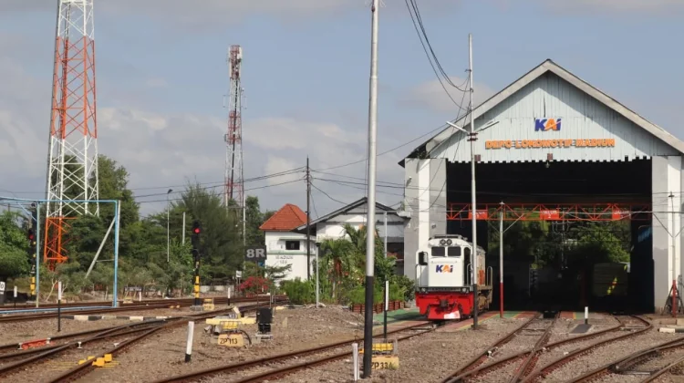 WOW! Kereta Api Jadi Solusi Transportasi Paling Efisien dan Rendah Emisi