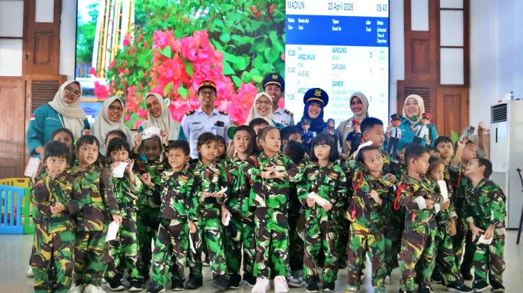 Eduspoor dan Fun Trip With BIAS KAI, Daop 7 Ajak Siswa Naik Kereta