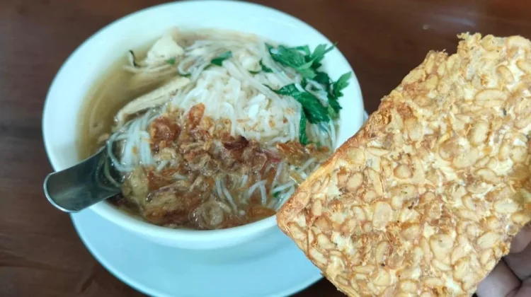 Soto Seger Favorit Warga Madiun