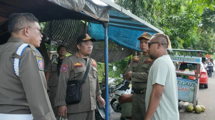 Lagi, Satpol PP Ponorogo Tertibkan PKL 'Bandel'