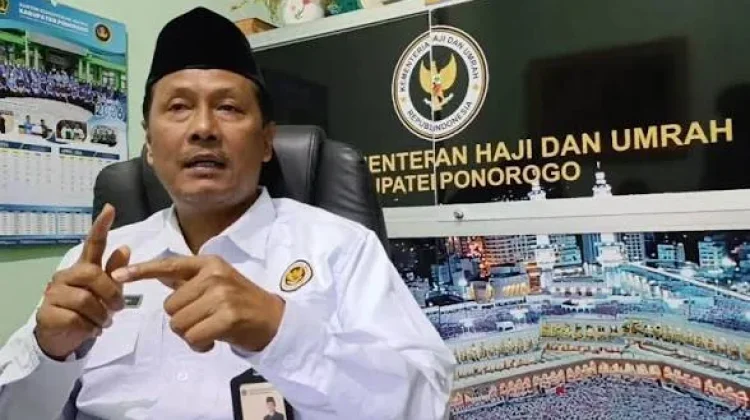 Kemenhaj Ponorogo Imbau Jemaah Ikuti Gerakan Minum Oralit agar tidak Dehidrasi