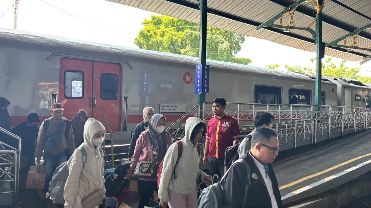 Stasiun Madiun Layani Puluhan Ribu Pelanggan Selama Libur Panjang