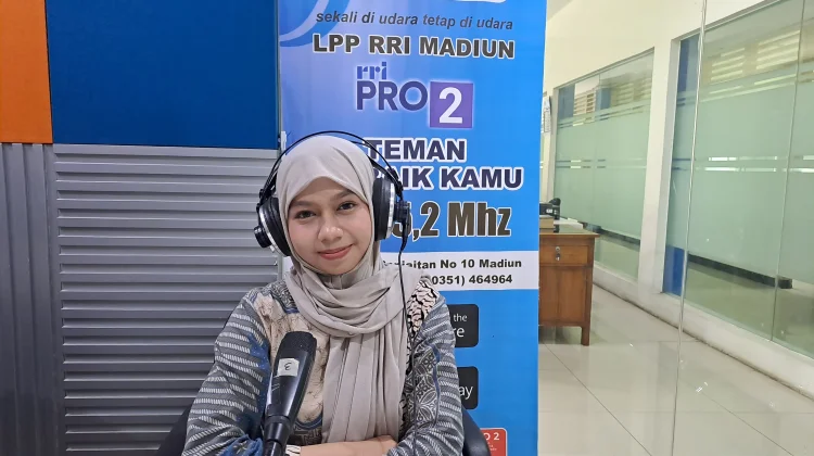 Bukan Sekadar Cantik, Nail Art Perlu Perawatan yang Tepat agar Awet  dan Tahan Lama