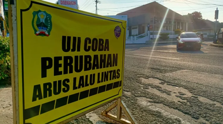 Evaluasi Rekayasa Lalu Lintas di Magetan Belum Final, Rambu Masih Disesuaikan