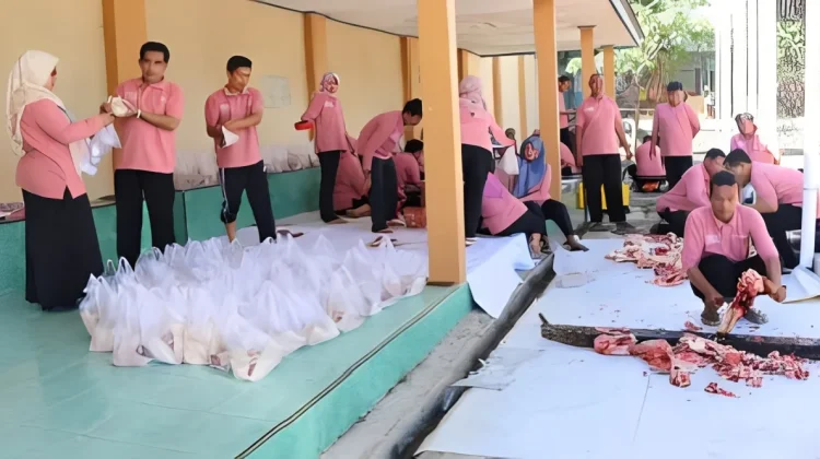 Sebagian Jemaah Haji Magetan Pilih Dam di Tanah Air, 2 Ekor Sapi Disembelih di RPH