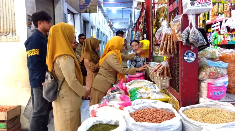 Stok Bapokting saat Libur Iduladha Dipastikan Aman, tapi Harga Cabai Naik