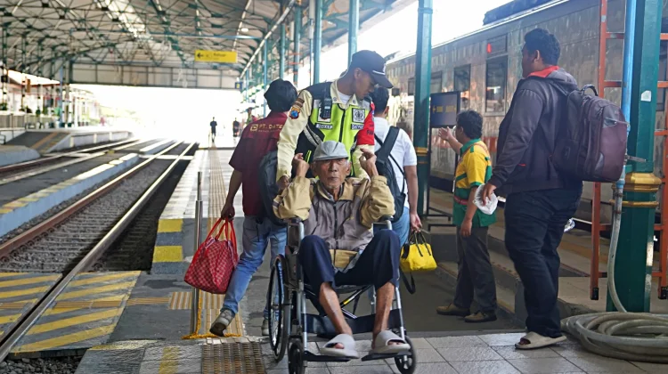 Libur Idul Adha, Volume Penumpang Kereta Api Jarak Jauh Alami Lonjakan Signifikan