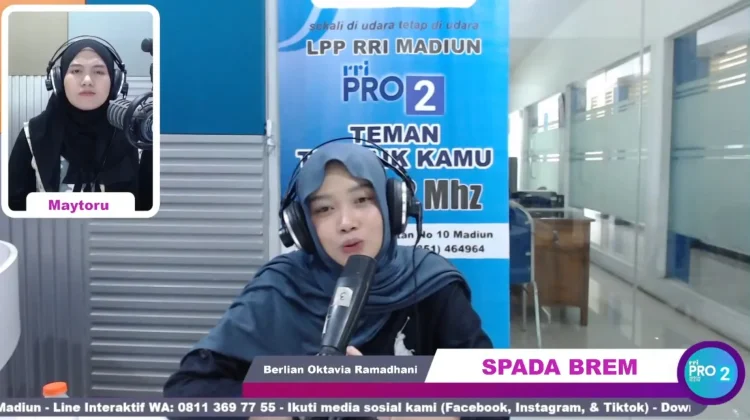 Pemudi Madiun Menginspirasi dengan Gerakan Peduli Lingkungan lewat Ecobric