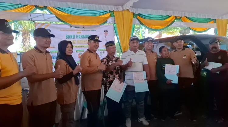 Bahana Bersahaja Hadirkan 38 Layanan Publik di Kelurahan Bangunsari Dolopo