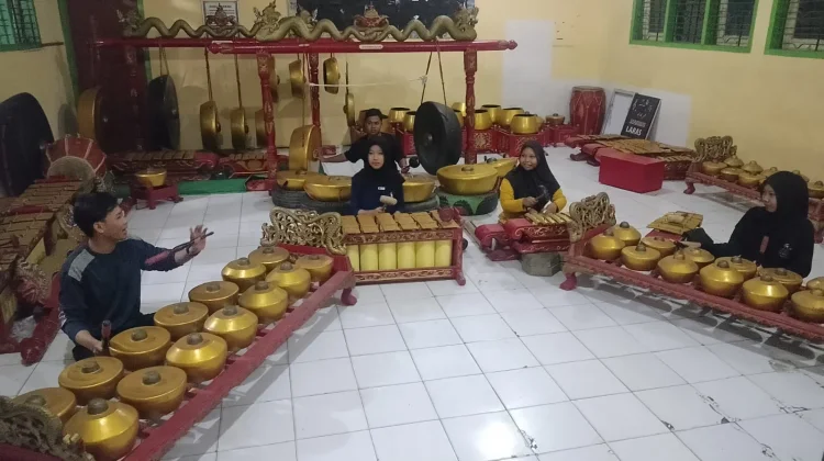 Ekstrakurikuler Antar SMPN 9 Madiun Raih Juara FLS3N