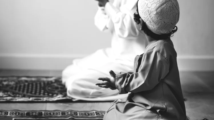 Menyambut Tahun Baru Islam, Tiga Amalan Utama yang Dianjurkan bagi Umat Islam