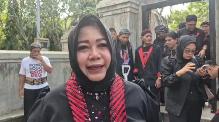 Lisdyarita Pimpin Ziarah Makam Rangkaian Grebeg Suro 2026