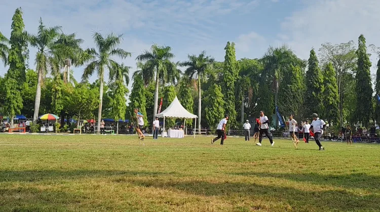 Ratusan Pelajar Ngawi Ikuti Festival Olahraga Tradisional