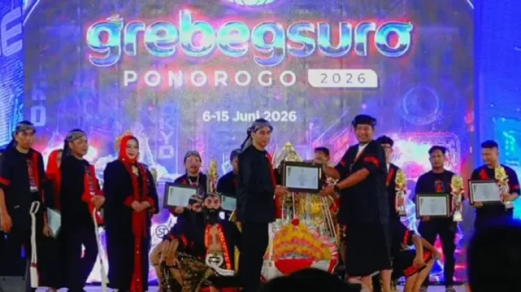 Grup Reog Kyai Lodra Disbudpar Jatim Juarai FNRP 2026