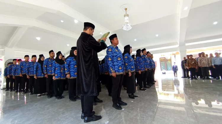 69 PNS dan Pejabat Fungsional Dilantik, Diminta Beri Pelayanan Masyarakat Terbaik