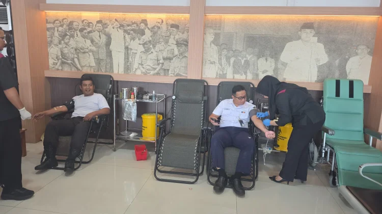 Unit Kesehatan KAI Daop 7 Madiun Gelar Aksi Donor Darah