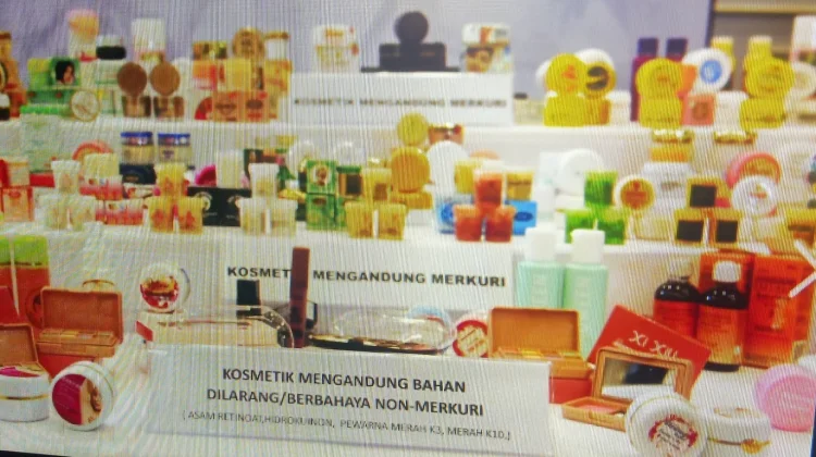 Cara Membedakan Kosmetik Aman dan Kosmetik Berbahaya