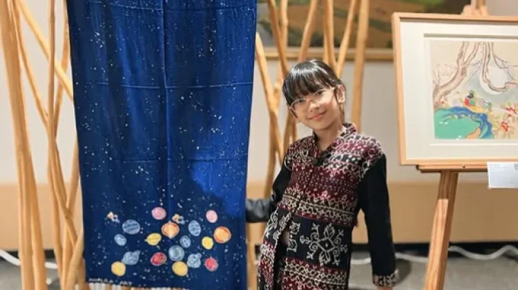 Kirana Khalila, Pelukis Cilik Madiun Ukir Prestasi hingga Mancanegara
