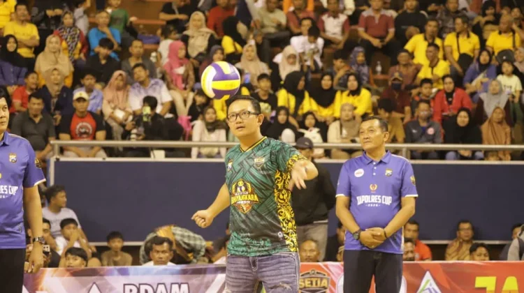 Kapolres Cup 2026 Resmi Bergulir, 8 Tim Ramaikan Turnamen Voli di GOR Ki Mageti