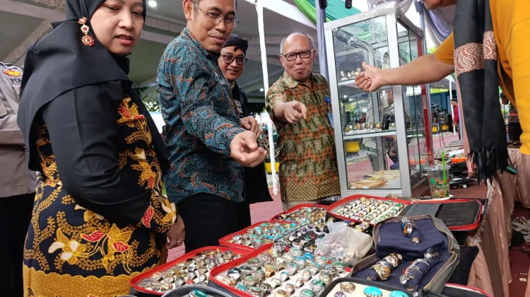 Pameran Pusaka dan Bursa Batu Mulia Warnai Gelar Budaya RRI Madiun