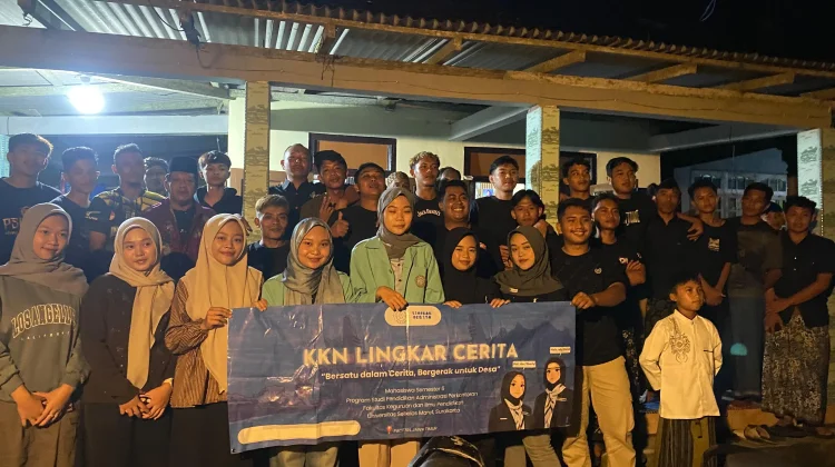Dorong Kepercayaan Diri, Tim KKN UNS Gelar Pelatihan Public Speaking di Pacitan