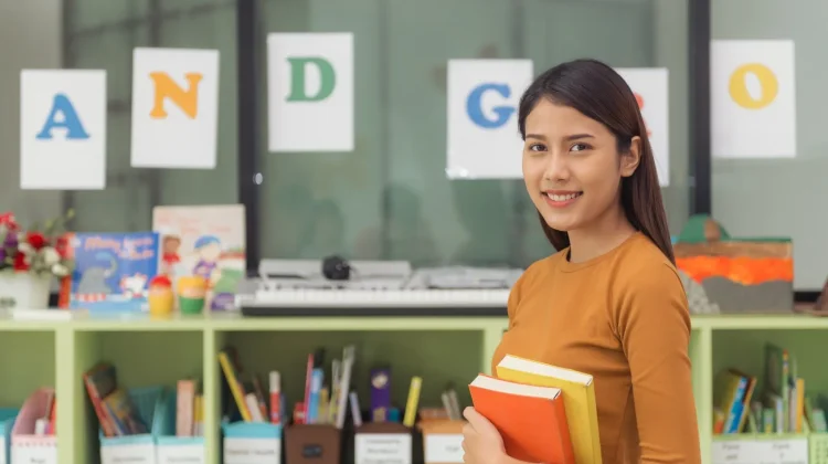 Pengalaman Guru Senior Tetap Penting di Era Digital