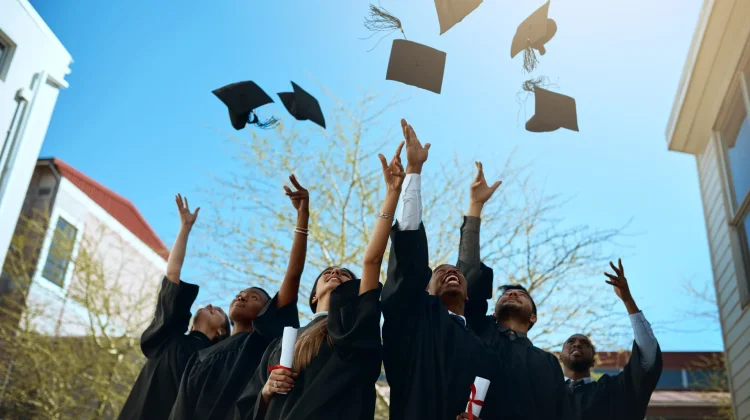Psikolog Jelaskan Tantangan Mental setelah Wisuda