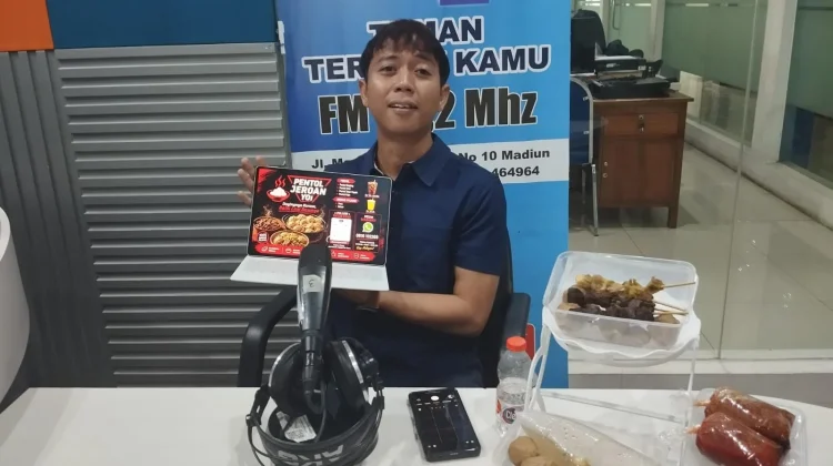 Resign Kerja, Yoga Bangun Bisnis Pentol Jeroan YOI