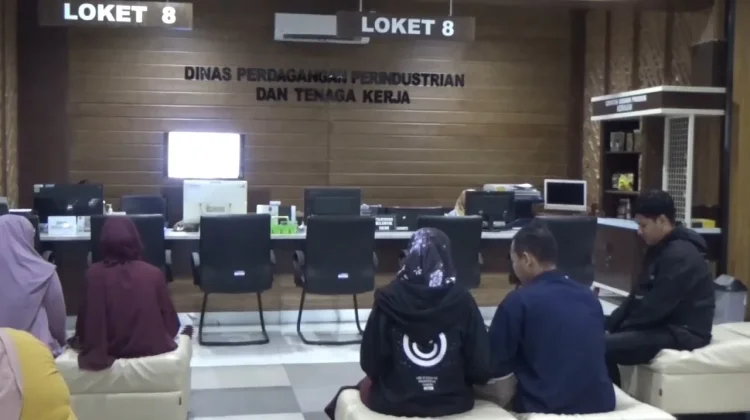 Pencari Kartu Kerja di Ngawi Meningkat