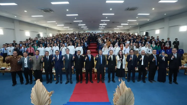 OJK Ajak Mahasiswa Gontor Pahami Investasi Syariah, Jangan Sekadar Ikut Tren