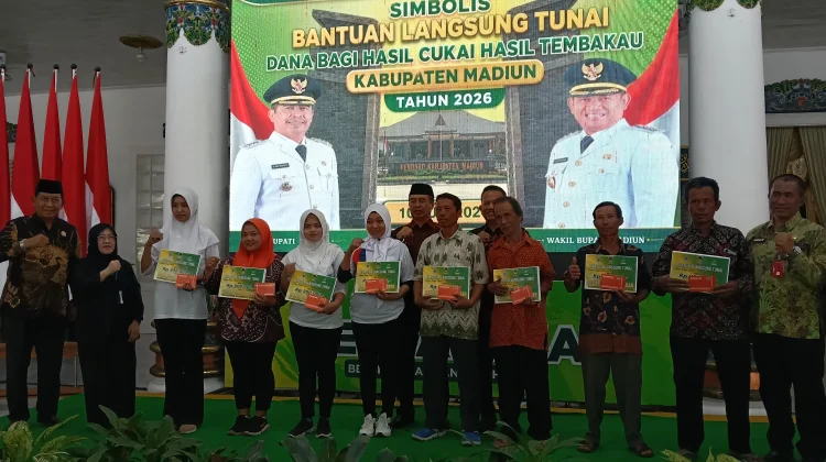 Pemkab Madiun Salurkan BLT DBHCHT Tahun 2026