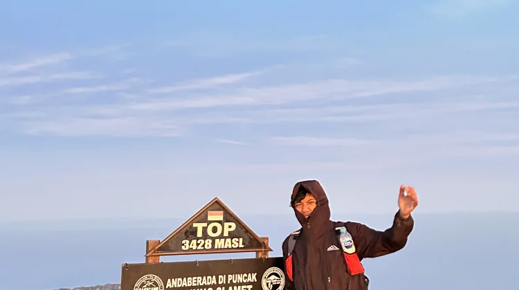 Hari Terakhir Libur, Gunung Slamet Dipadati Pendaki