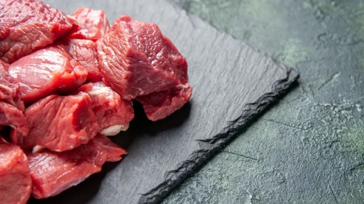 Benarkah Makan Daging Merah Setiap Hari Berisiko? Ini Faktanya